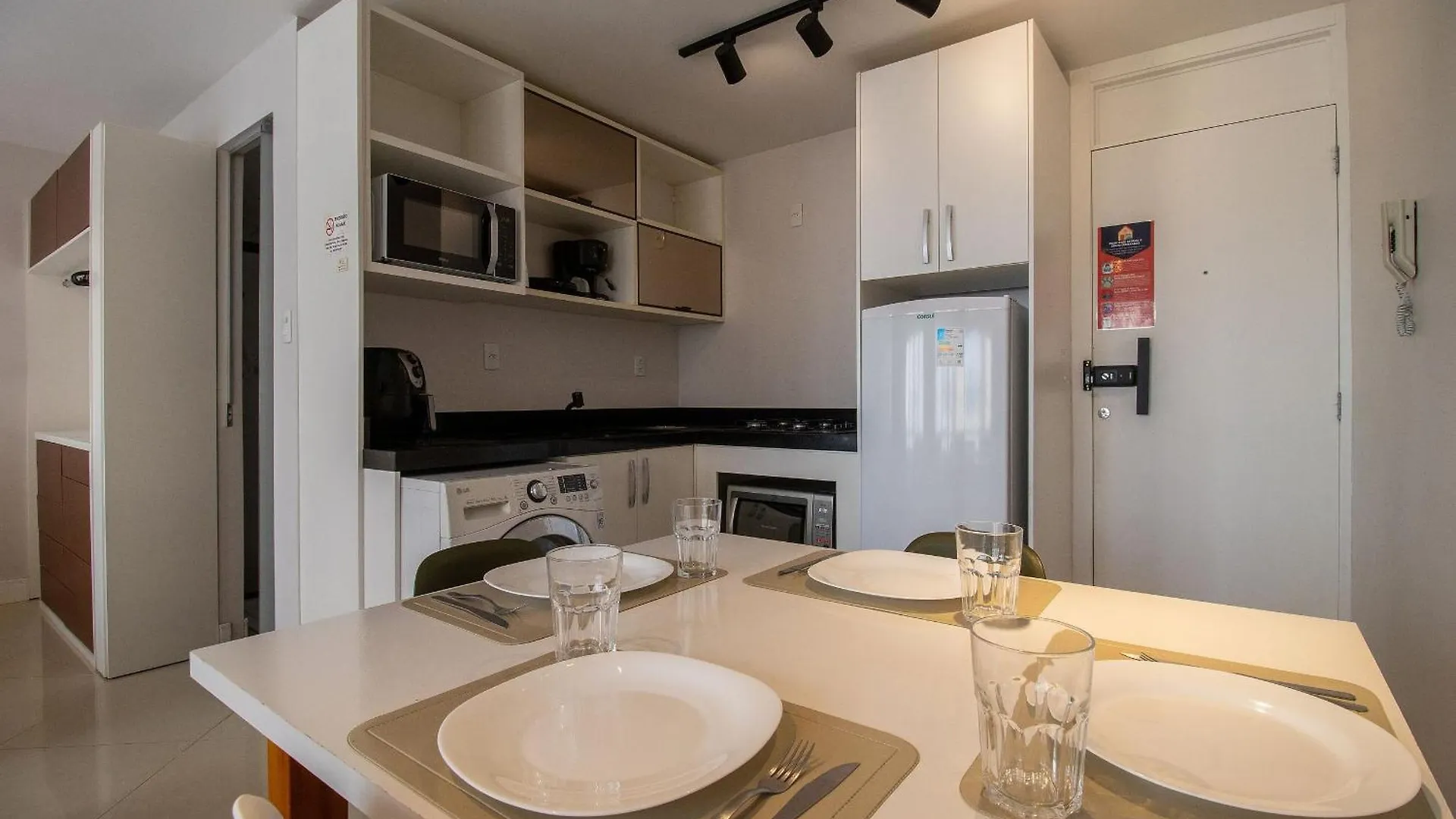 דירות Balneário Camboriú Pos84 - Flat, Climatizado, Centro, Wi-Fi 0*,  ברזיל
